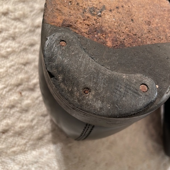 TOD’S Black Leather Slip On Loafers Unisex main image 7